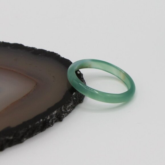Jewelry ring band mint natural stone 2.5mm wide thin delicate minimalist new - Picture 2 of 6
